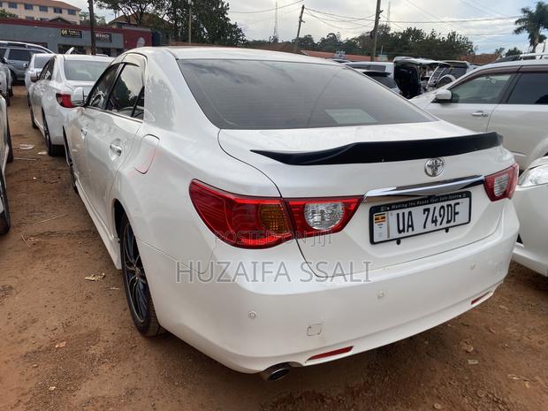 Toyota Mark X 2013 White