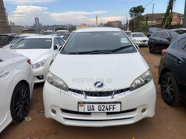 Toyota Wish 2014 White