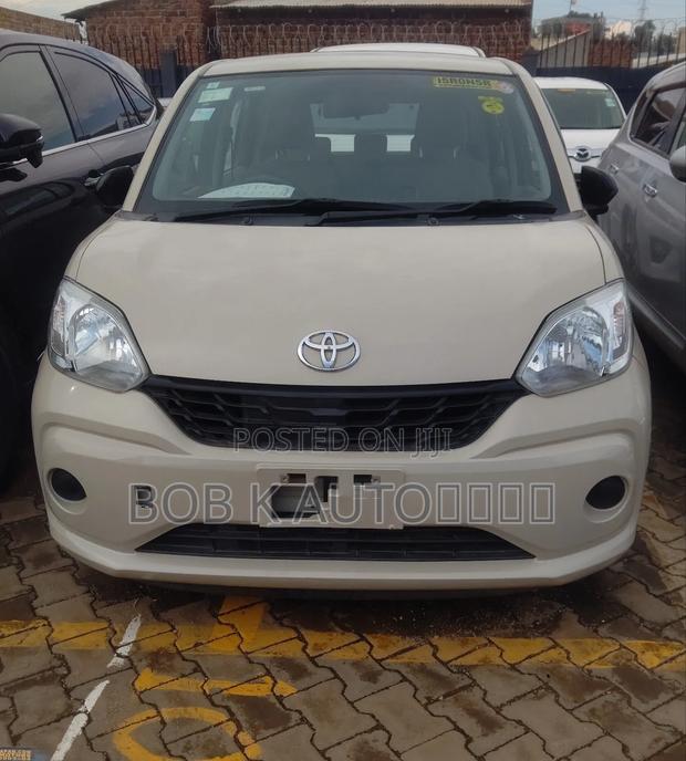 Toyota Passo 2017 Beige