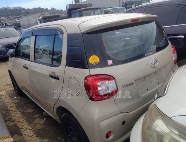 Toyota Passo 2017 Beige
