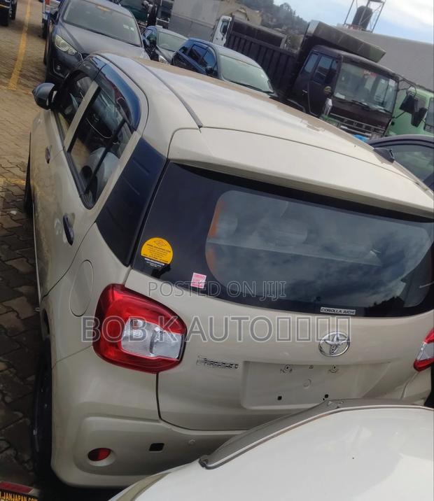 Toyota Passo 2017 Beige