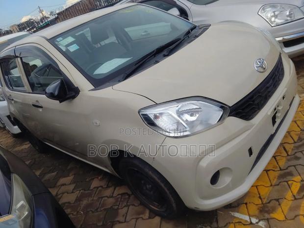 Toyota Passo 2017 Beige