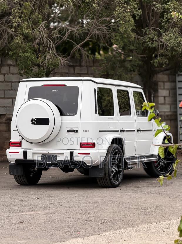 Mercedes-Benz G-Class G63 AMG Brabus G700 2025 White