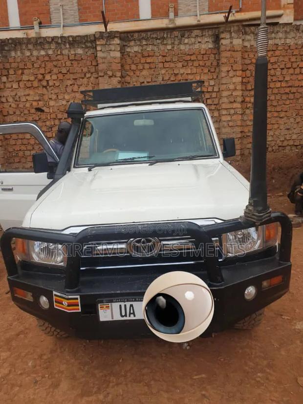 Toyota Land Cruiser Prado 2008 White