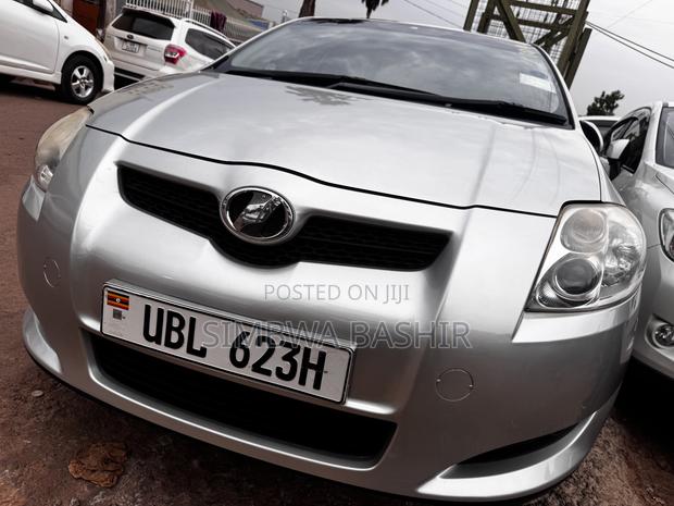 Toyota Auris 2009 Silver