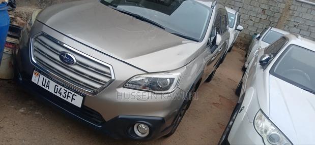 Subaru Outback 2016 Gold
