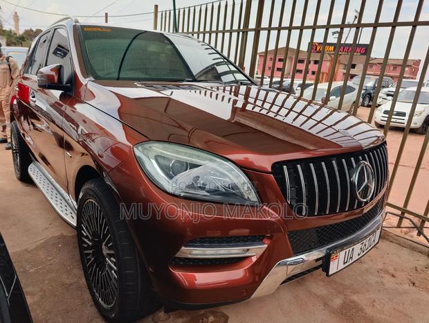 Mercedes-Benz M Class 2014 Brown