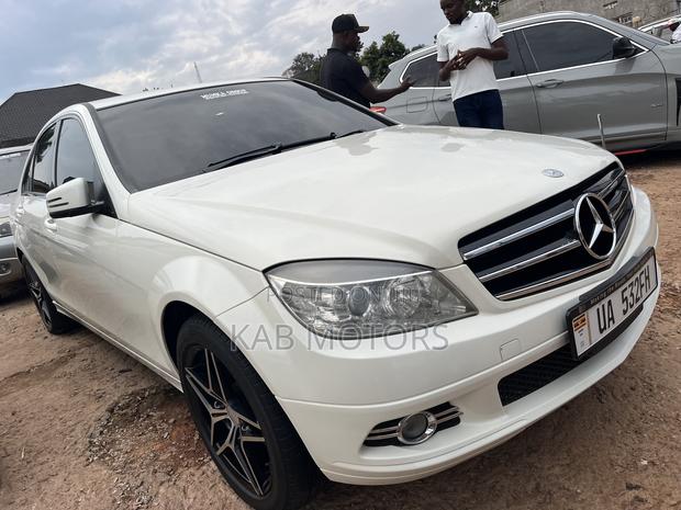 Mercedes-Benz C200 2008 White
