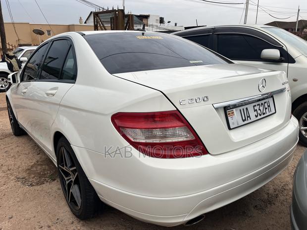 Mercedes-Benz C200 2008 White