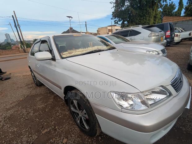Toyota Premio 2002 White