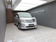 Toyota Alphard 2.4 Petrol FWD 2010 Silver for sale