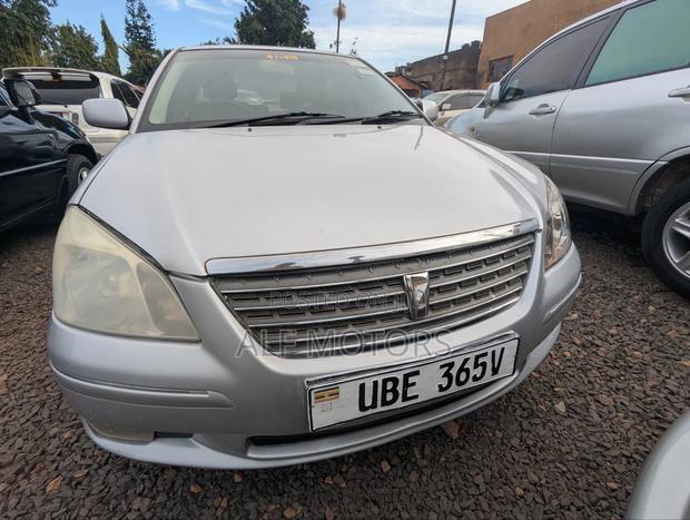 Toyota Premio 2004 Silver