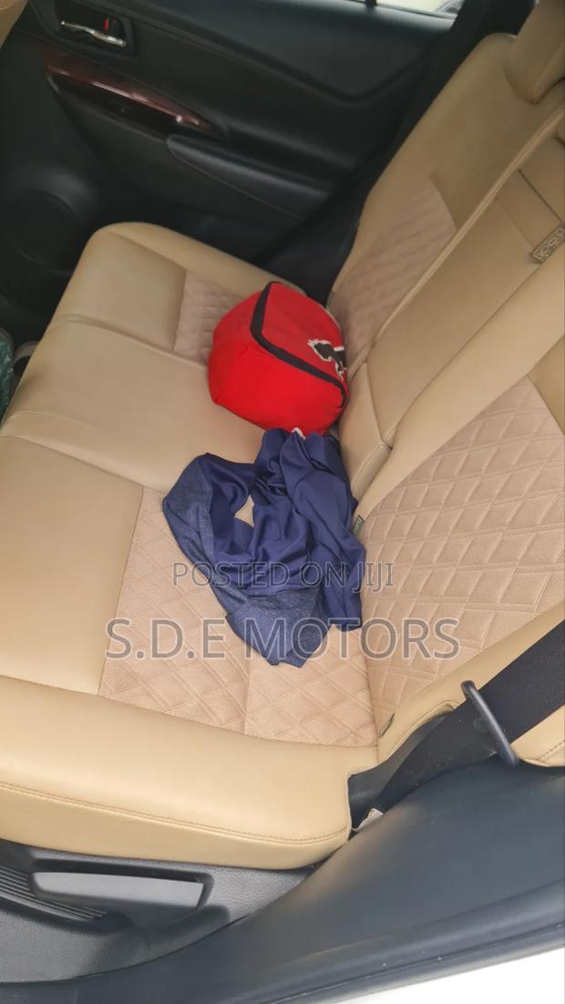 Toyota Harrier 2.0 2015 White