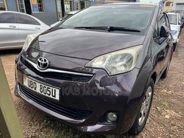 Toyota Ractis 1.5 AWD 2012