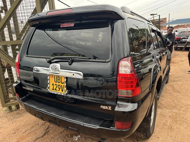 Toyota Hilux Surf 2.7 SSR 2007 Black