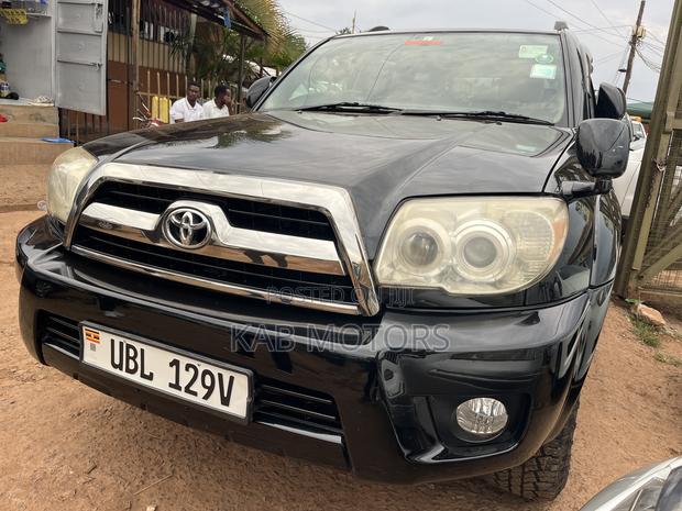 Toyota Hilux Surf 2.7 SSR 2007 Black