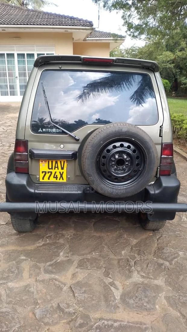 Mitsubishi Pajero Junior 1998 Gray