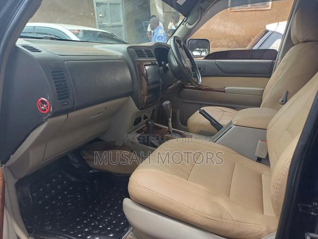 Nissan Patrol 2004 Blue