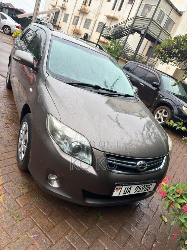 Toyota Corolla Fielder 1.5 Petrol FWD 2010 Gray