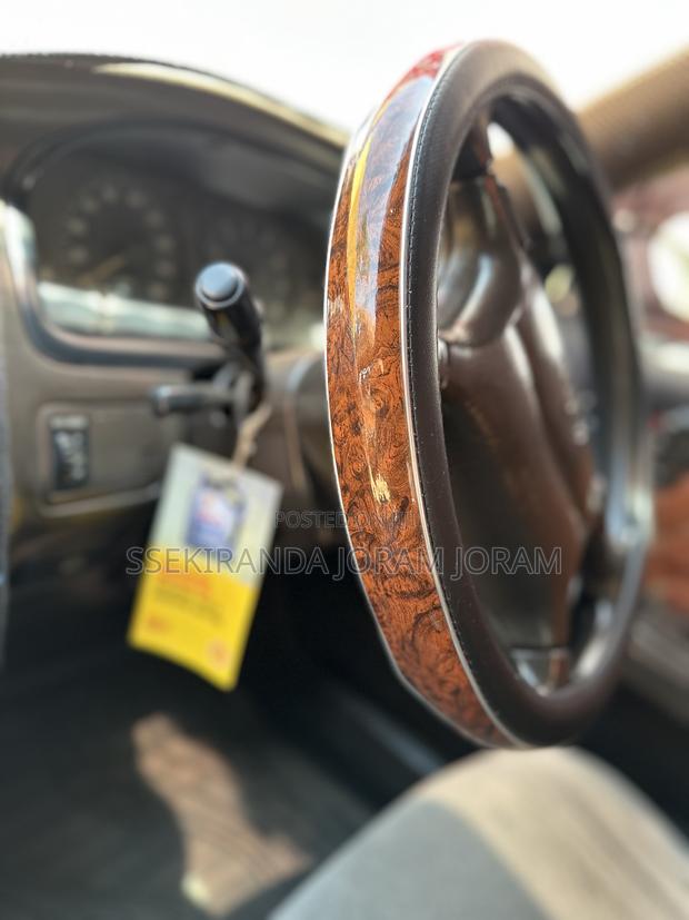 Toyota Mark II 2.0 (X90) 1995 White