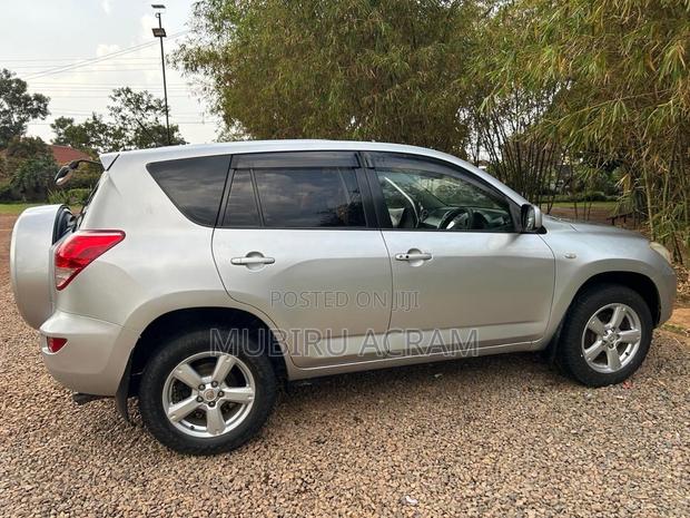 Toyota RAV4 2008 Silver