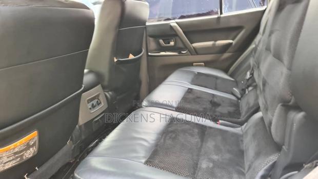 Mitsubishi Pajero 2007 White