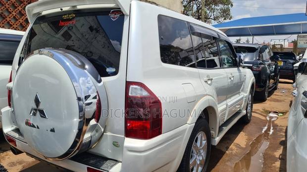 Mitsubishi Pajero 2007 White
