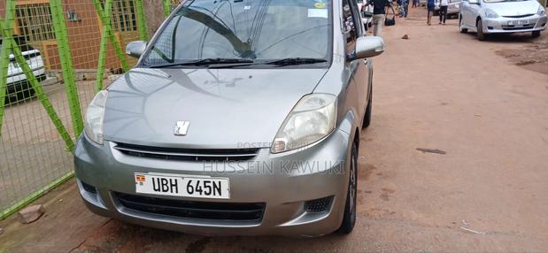 Toyota Passo 2005 Gray