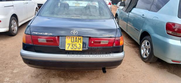 Toyota Premio 2003 Black