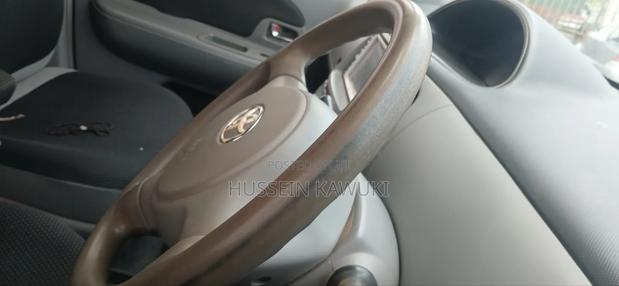 Toyota Sienta 2007 White
