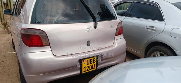 Toyota Vitz 2001 Silver