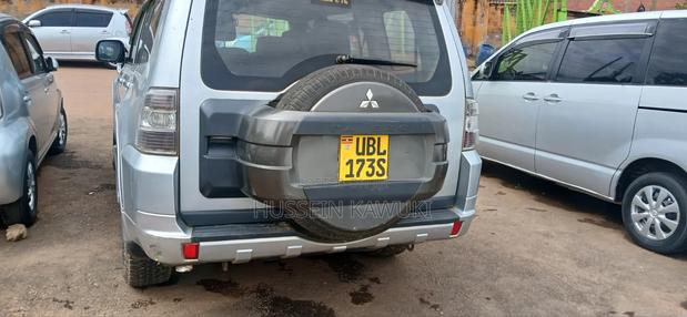 Mitsubishi Pajero 2008 Silver