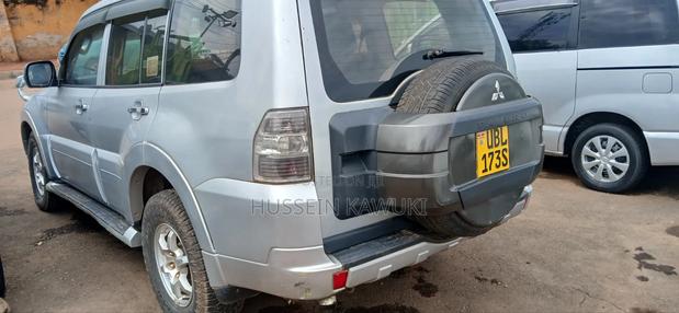 Mitsubishi Pajero 2008 Silver