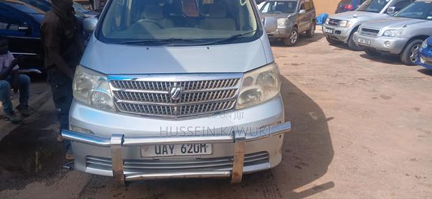 Toyota Alphard 2.4 Petrol AWD 2007 Silver