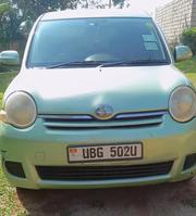 Toyota Sienta 2009 Green for sale
