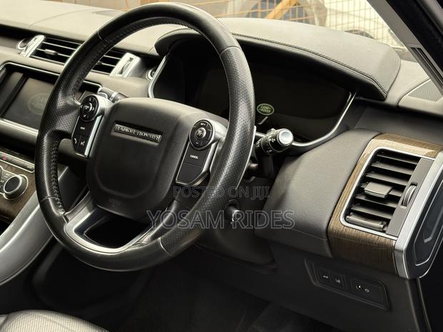 Land Rover Range Rover Sport HSE Dynamic 4x4 (3.0L 6cyl 8A) 2017 Black