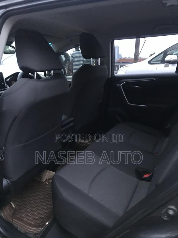 Toyota RAV4 2020 Gray