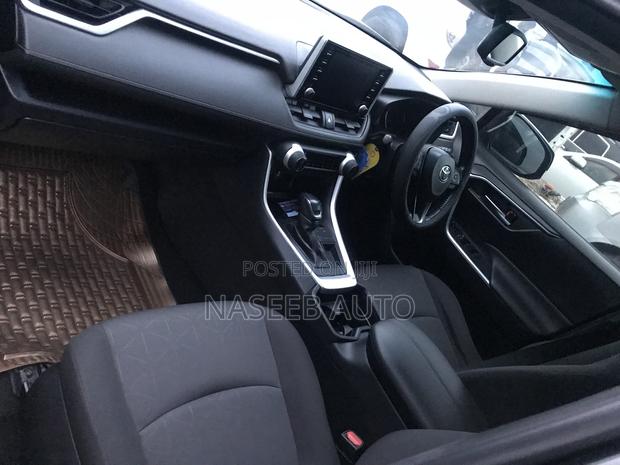 Toyota RAV4 2020 Gray
