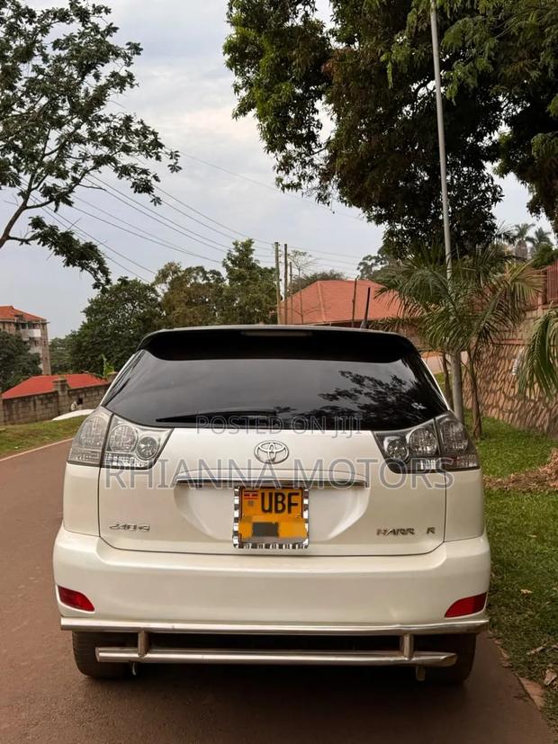 Toyota Harrier 2008 White