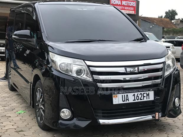 Toyota Noah 2016 Black