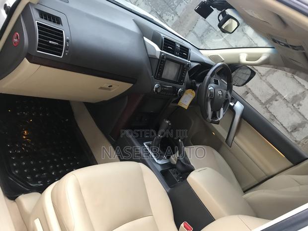 Toyota Land Cruiser Prado 2016 White