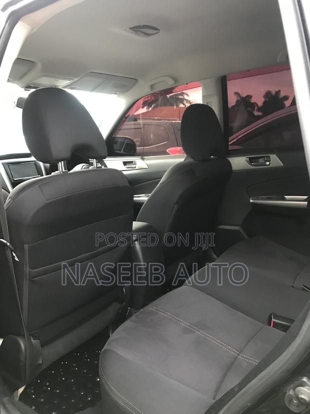 Subaru Forester 2010 Black