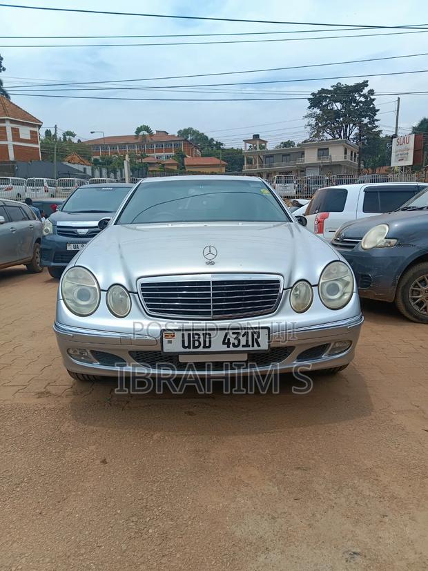Mercedes-Benz E300 2011 Silver
