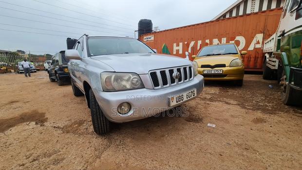Toyota Kluger 2007 Silver