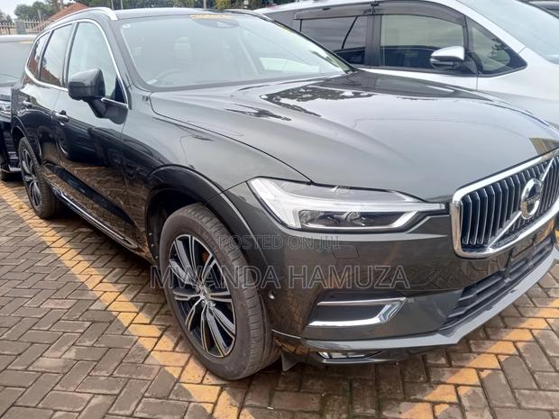 Volvo XC60 2018 Gray