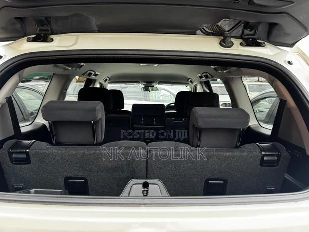 Toyota Land Cruiser Prado 2.8 2017 White