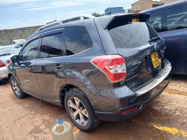 Subaru Forester 2015 Gray