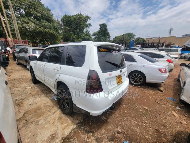 Subaru Forester 2005 White