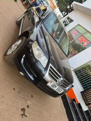 Volkswagen Touareg 2010 Black for sale