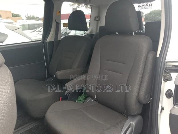 Toyota Noah 2013 White